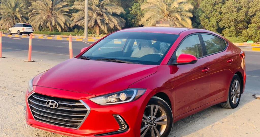 HYUNDAI ELANTRA - Photo 3