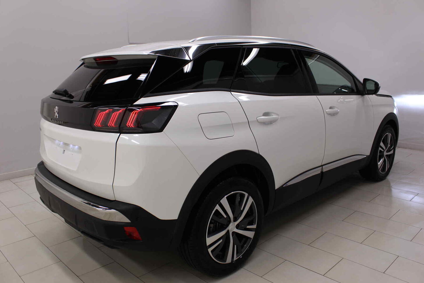 PEUGEOT 3008 - Photo 4