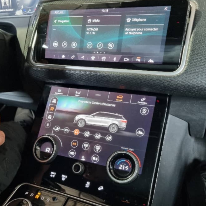 RANGE ROVER VELAR - Photo 2