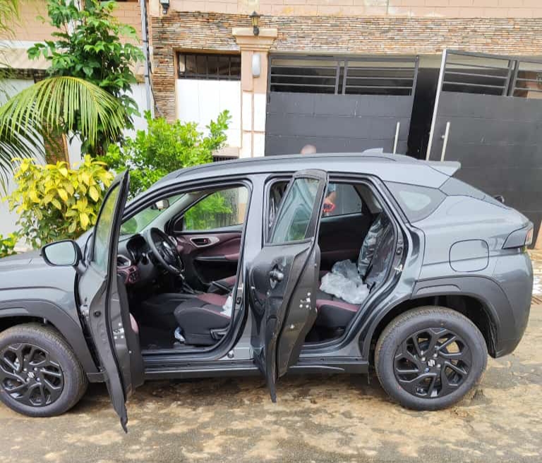 MARUTI SUZUKI FRONX - Photo 3