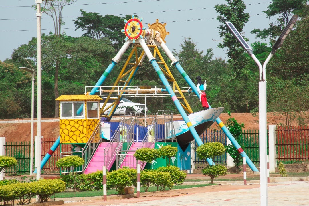 LIBERTY WORLD - Photo 14