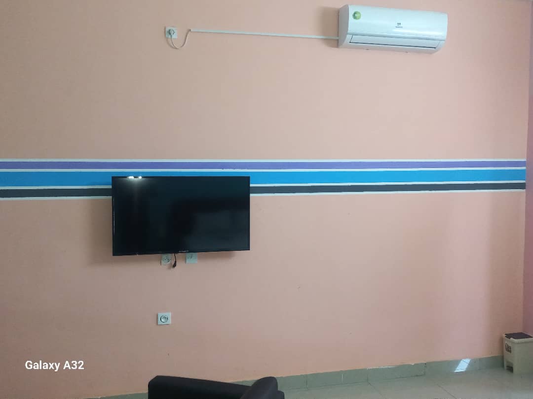 HÔTEL LE BONHEUR - Photo 18