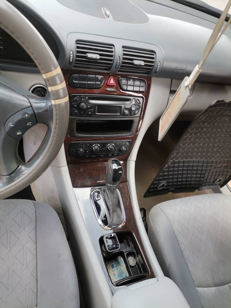 MERCEDES-BENZ CLASSE C - Photo 7