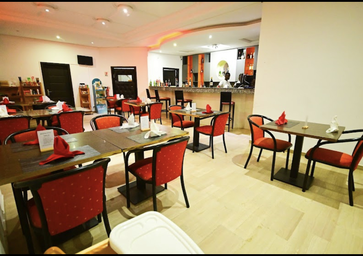 HÔTEL DJIGUI - Photo 11