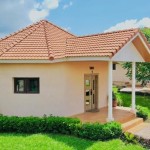 Eklofè Bungalow - Miniature 3