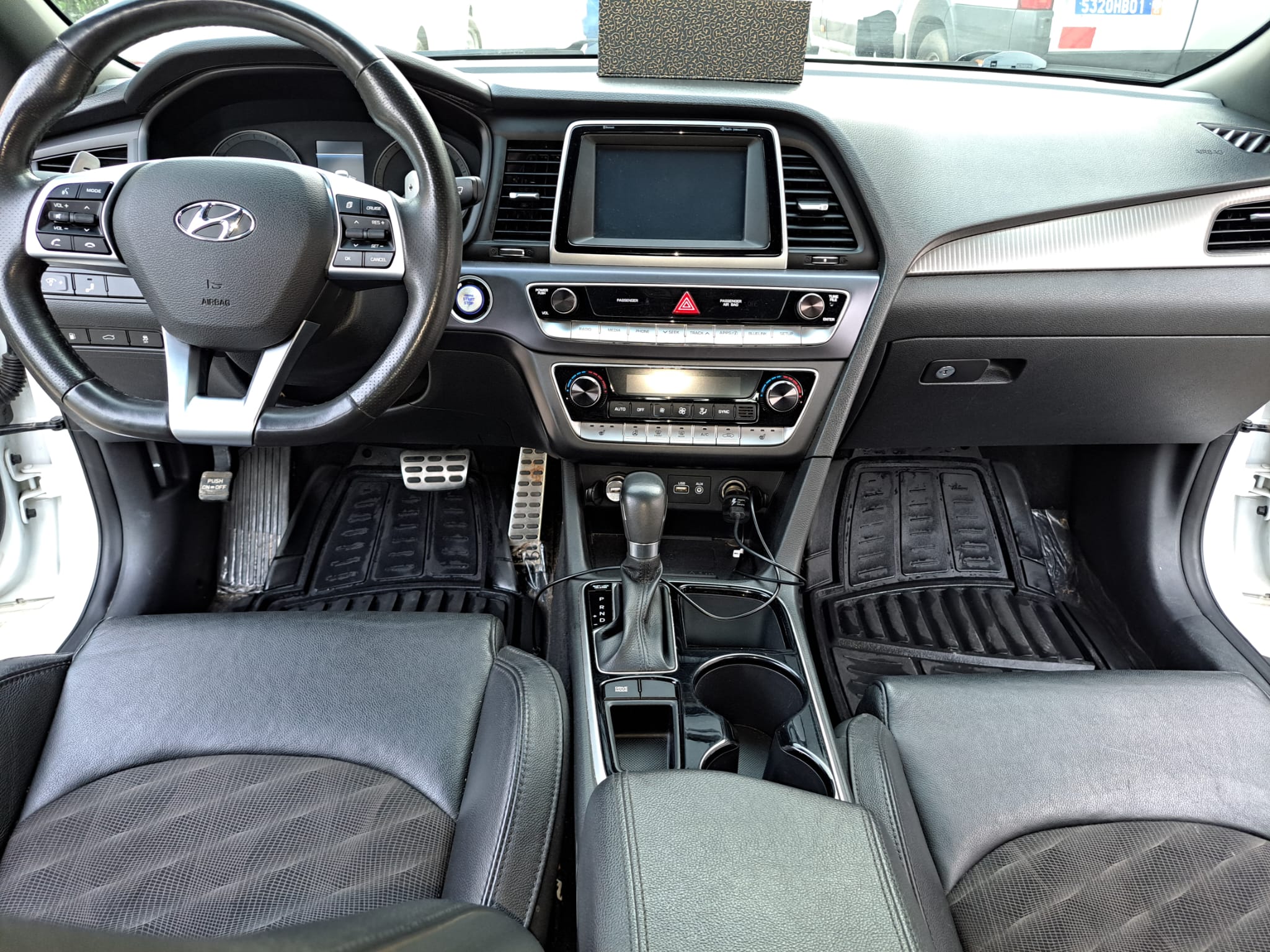 HYUNDAI SONATA 2019 - Photo 4