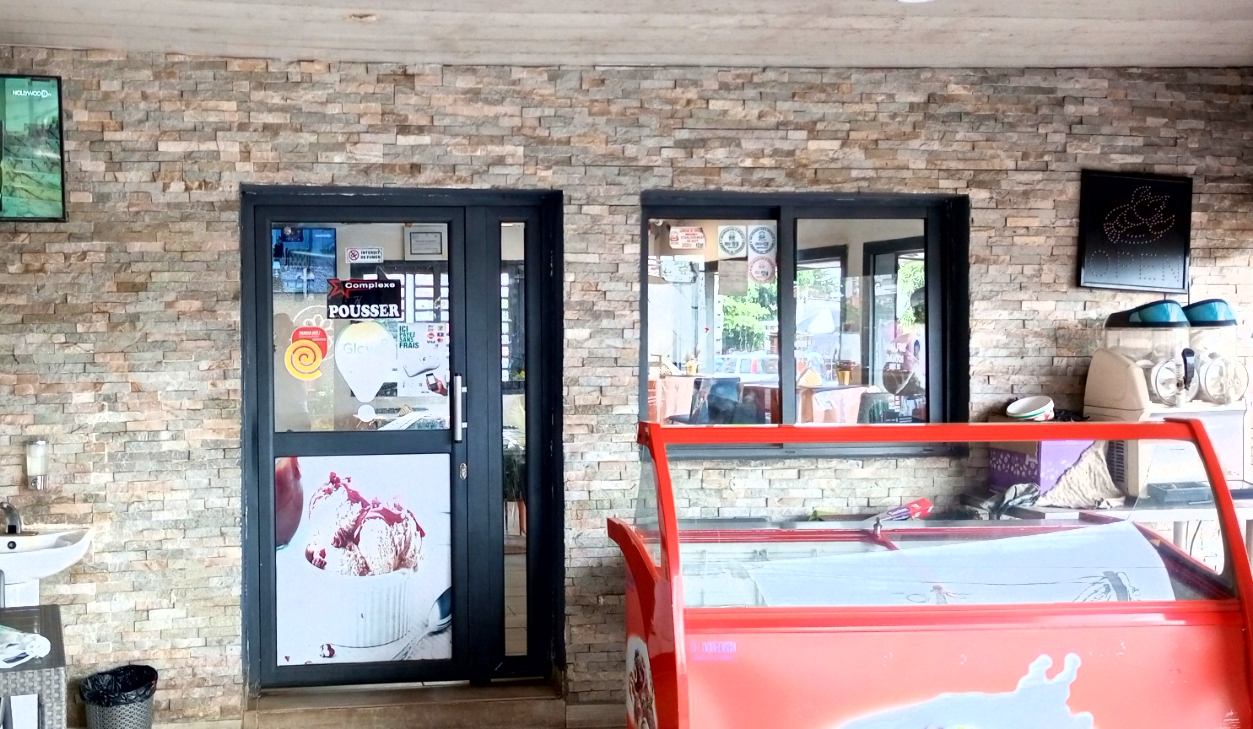 FAST FOOD - Photo 14