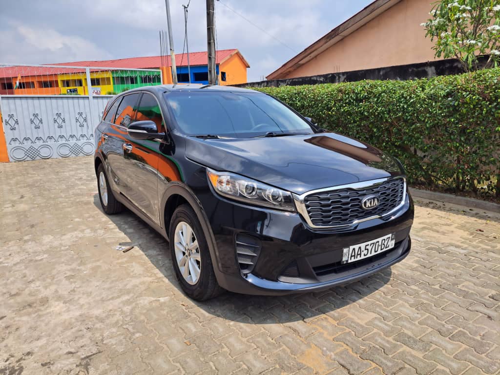 KIA SORENTO 2019 - Photo 4