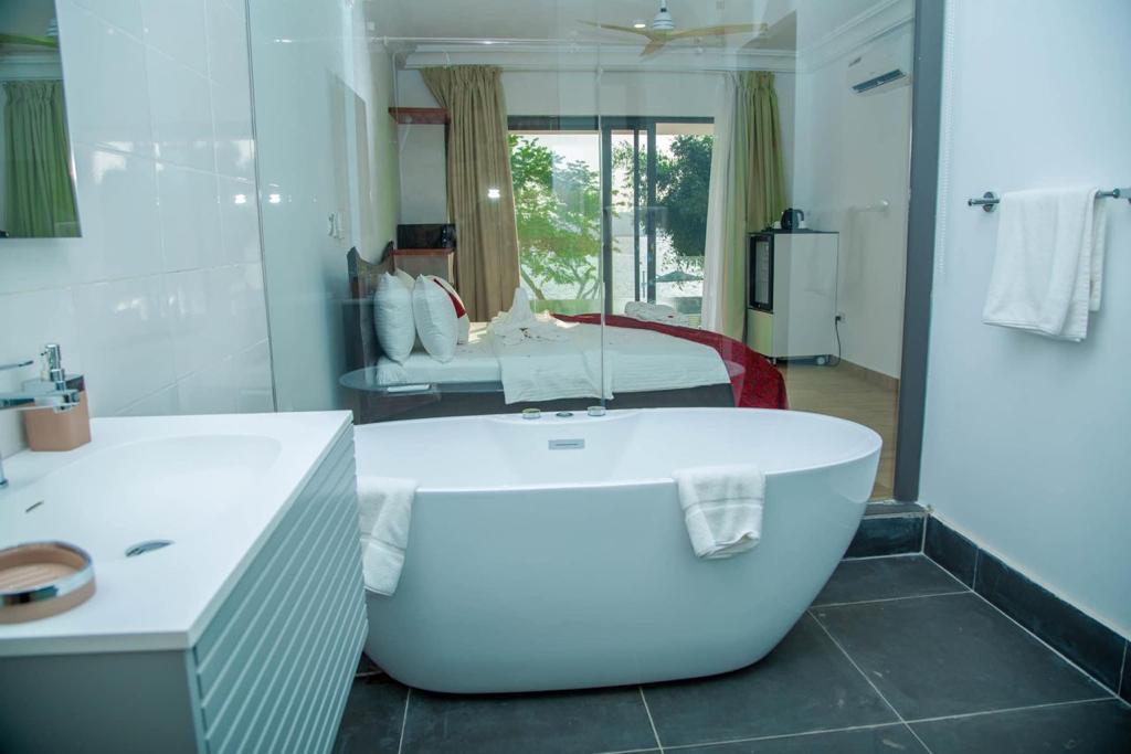 LA VILLA APHRO - Photo 6