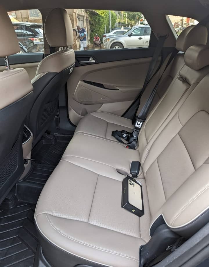 TUCSON FULL OPTIONS - Photo 3