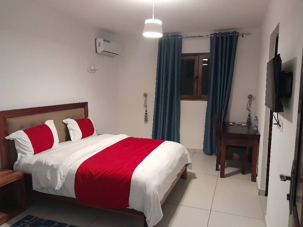 HOTEL RIALTO - Photo 2