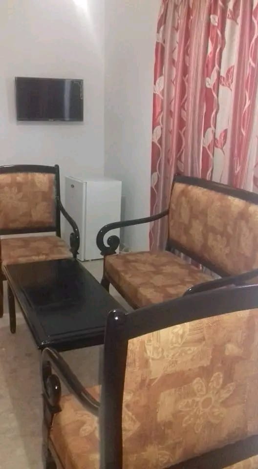 Hotel ARC-EN-CIEL - Photo 1