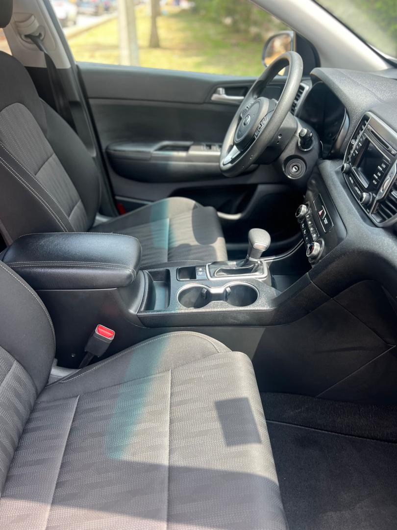 KIA Sportage - Photo 3